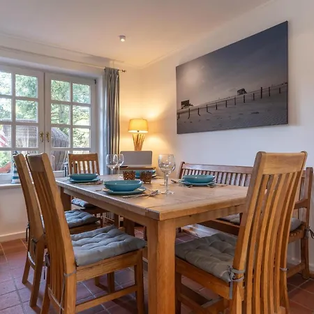 Reetdachhaus Strandleben Reetdachhaus Strandleben Сasa de vacaciones Sankt Peter-Ording