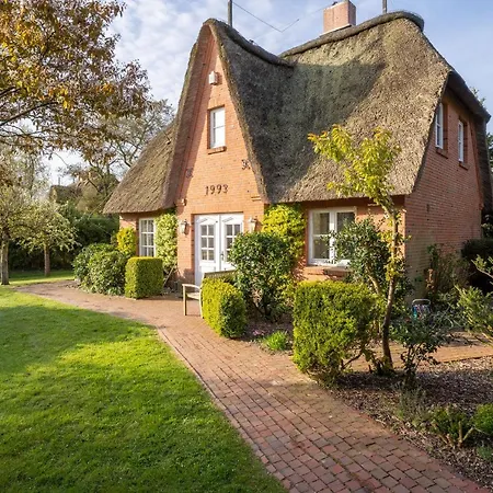 度假居 Reetdachhaus Strandleben Reetdachhaus Strandleben *