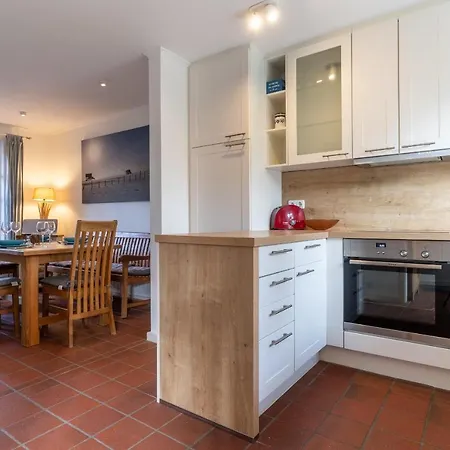 Reetdachhaus Strandleben Reetdachhaus Strandleben Сasa de vacaciones *