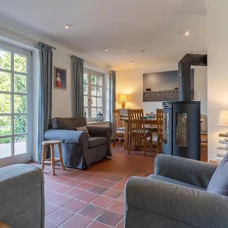 度假居 Reetdachhaus Strandleben Reetdachhaus Strandleben